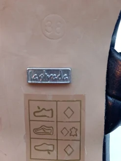 Pantoletten><noscript><img width=