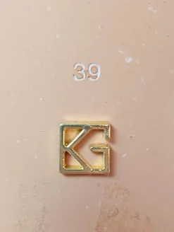 Pantoletten><noscript><img width=