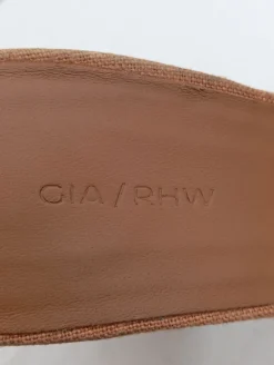 Pantoletten><noscript><img width=