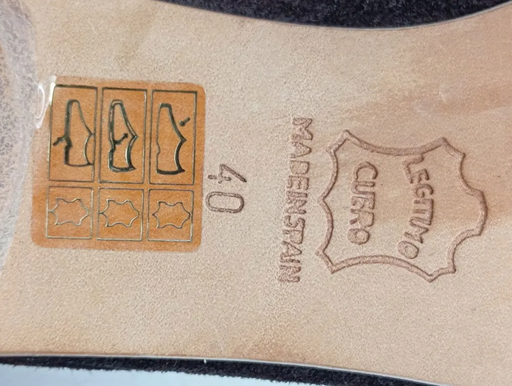 Absatz Pantoletten Größe 40-Elu00e9gance Paris Outlet