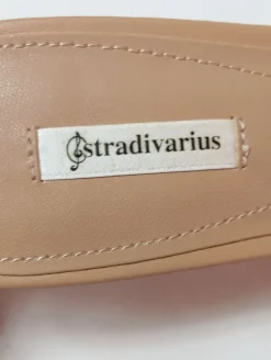 Absatz Pantoletten Größe 37-Stradivarius Clearance