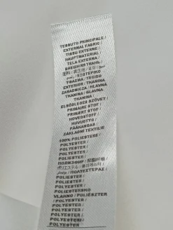 Tops><noscript><img width=