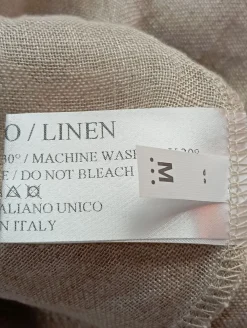 Tops><noscript><img width=