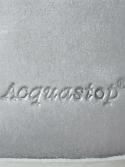 Boots><noscript><img width=