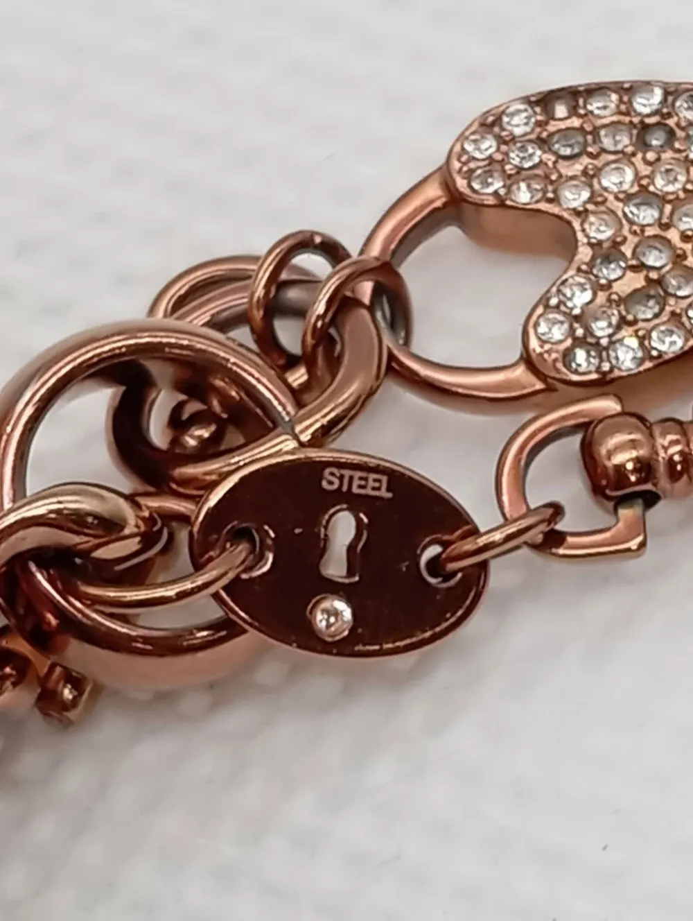 Armband-Fossil Clearance