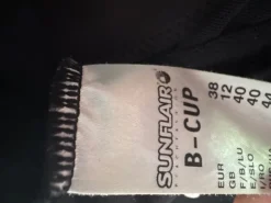 Badeanzug Größe 38- New