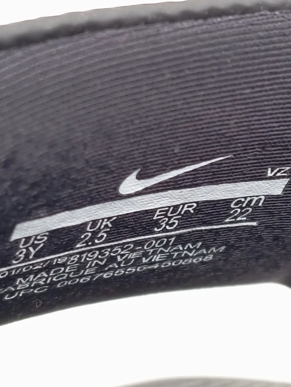 Pantoletten>Nike Badeslipper Größe 35 schwarz