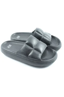 Pantoletten>H&M Badeslipper Größe 39 schwarz