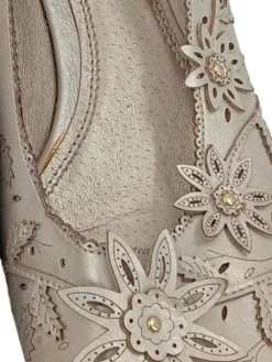 Ballerinas><noscript><img width=