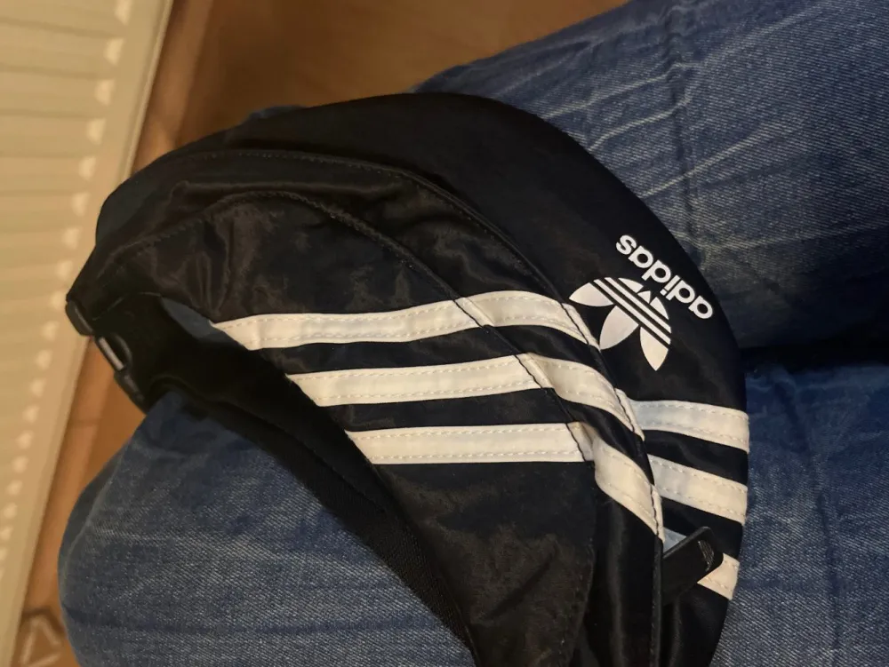 Beuteltaschen>Adidas Beuteltasche schwarz
