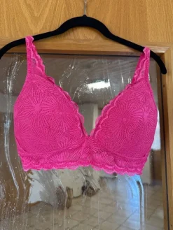 Dessous>Esprit BH pink