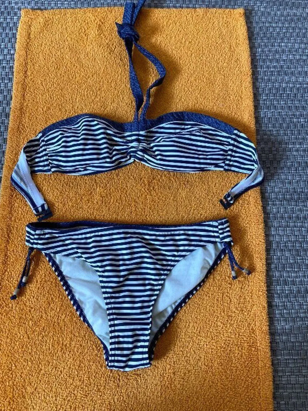 Bademode>Esprit Bikini Größe 38 blau