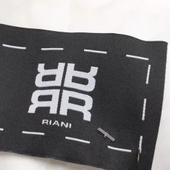 Blazer><noscript><img width=