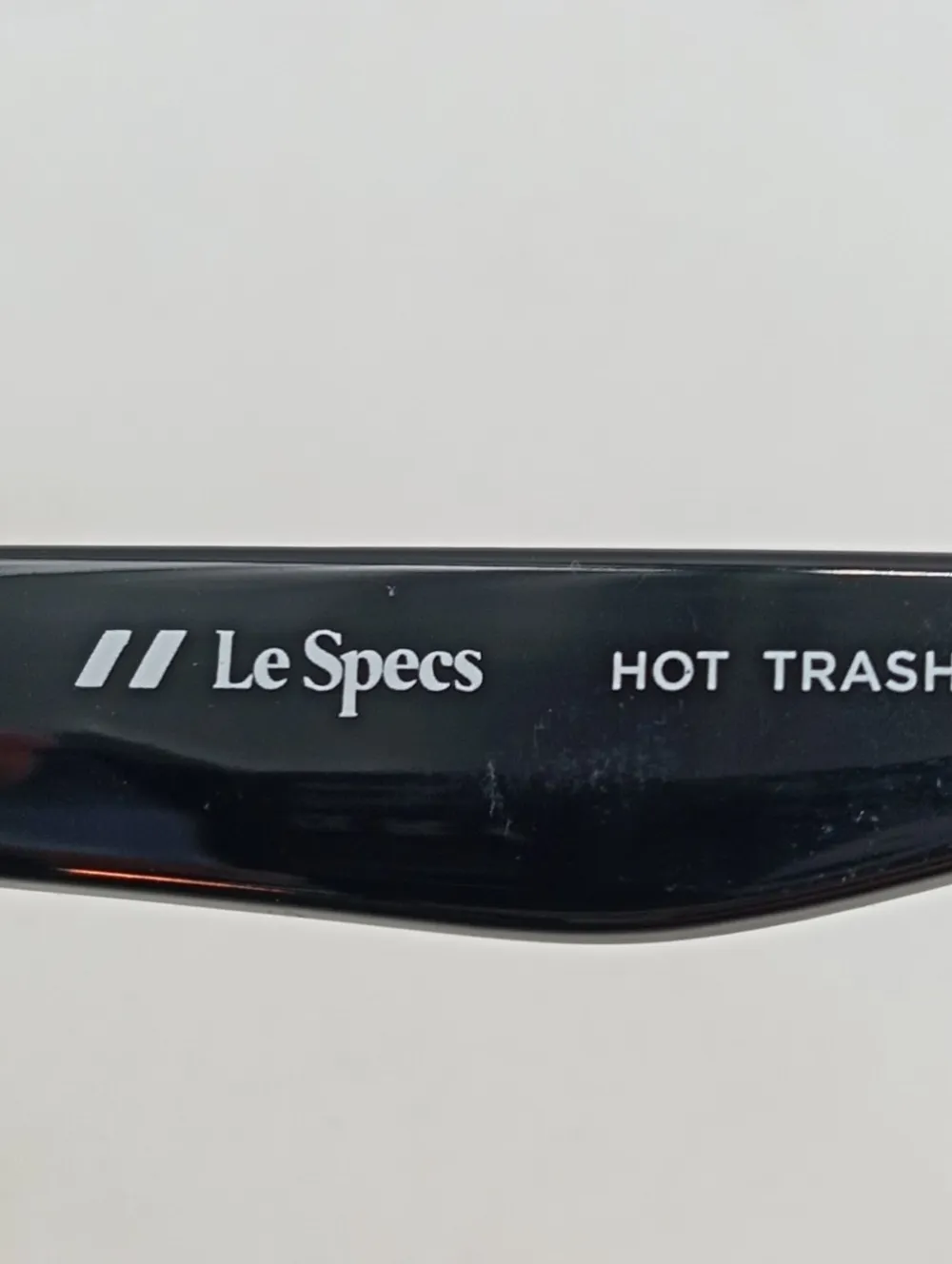 Sonnenbrillen>Le Specs Butterfly Brille schwarz