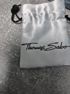 Charms><noscript><img width=