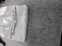 Charms><noscript><img width=