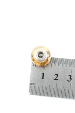 Charms><noscript><img width=