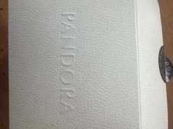 Charms><noscript><img width=