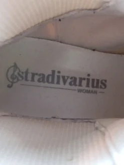 Chelsea Boots Größe 36-Stradivarius New