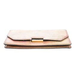 Clutches><noscript><img width=