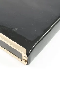 Clutches><noscript><img width=