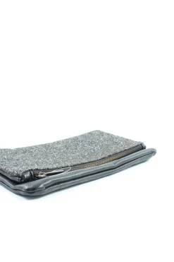 Clutches><noscript><img width=