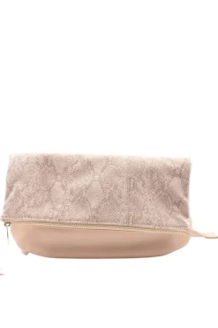 Clutch-Accesorize Clearance