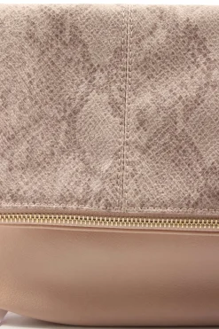 Clutch-Accesorize Clearance