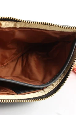 Clutches><noscript><img width=