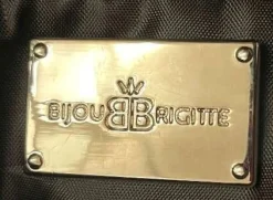 Clutches><noscript><img width=