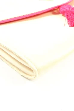 Clutches><noscript><img width=