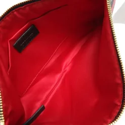 Clutches><noscript><img width=