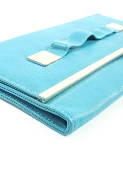 Clutches><noscript><img width=