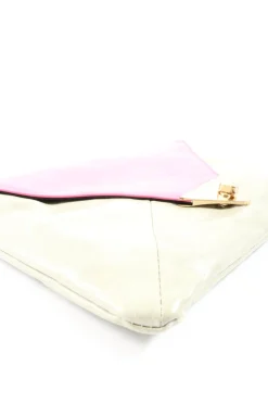 Clutches><noscript><img width=