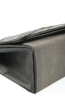 Clutches><noscript><img width=