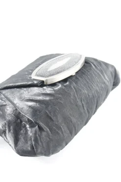 Clutches><noscript><img width=