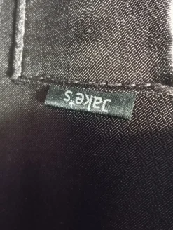 Clutches><noscript><img width=