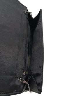 Clutches><noscript><img width=