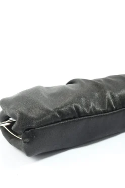 Clutches><noscript><img width=