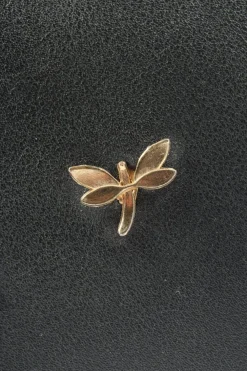 Clutches><noscript><img width=