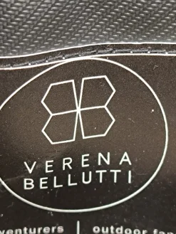 Clutches><noscript><img width=