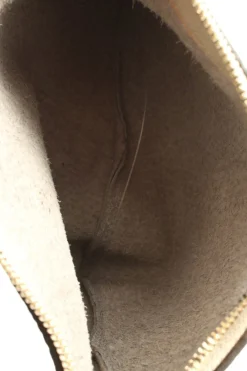 Clutches><noscript><img width=