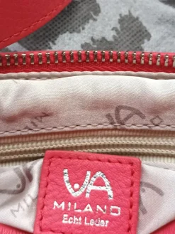 Clutches><noscript><img width=