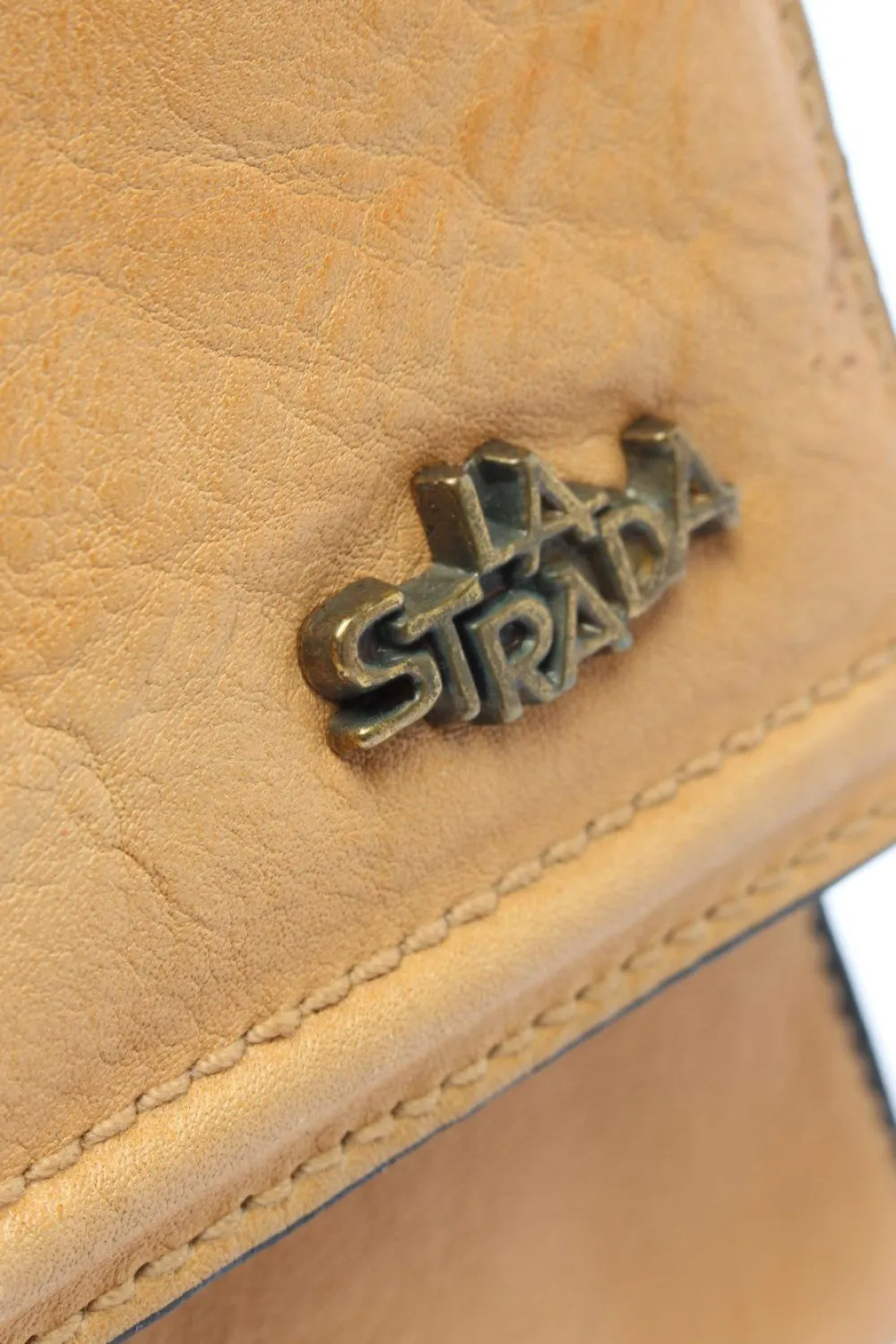 Clutch-La Strada Hot