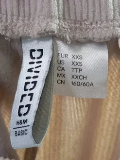 Cordhose Größe 32-H&M Divided Sale