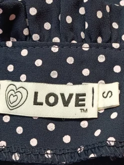 Shirts><noscript><img width=