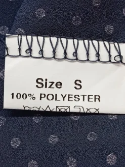 Shirts><noscript><img width=