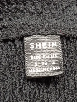 Tops><noscript><img width=