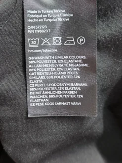 Tops><noscript><img width=