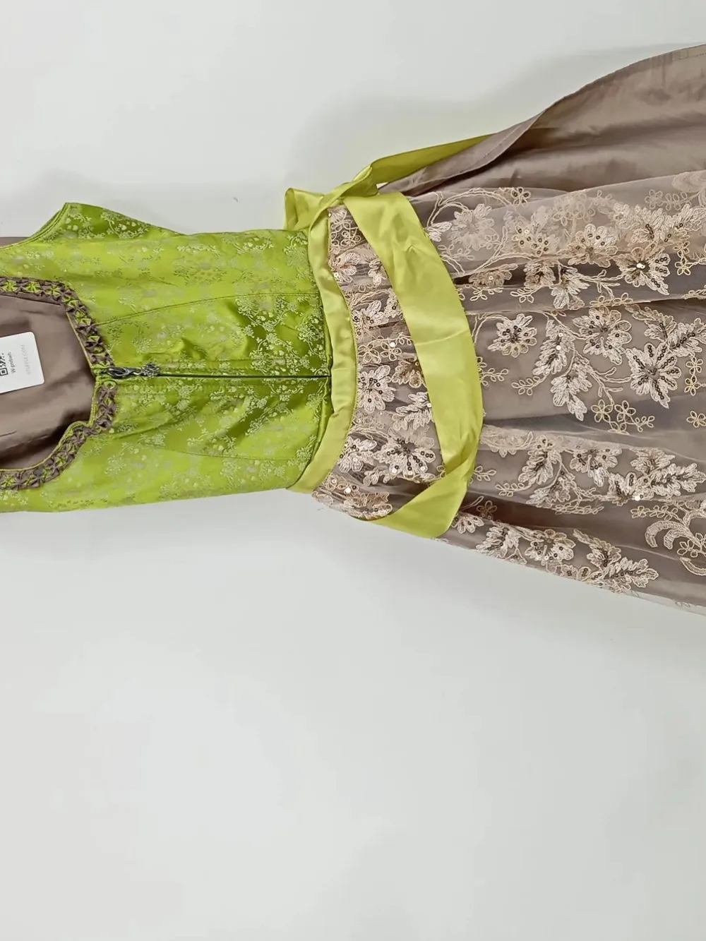 Dirndl Größe 36- New